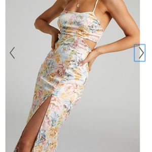 Showpo - CORINNA CUT OUT SIDE AND TIE UP BACK MIDI DRESS IN DREAMER FLORAL